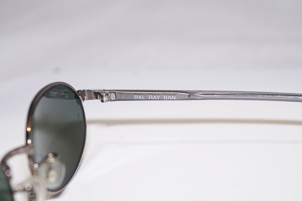 RAY-BAN 1990 Vintage Mens Designer Sunglasses Silver Oval W2187 00AW 15396