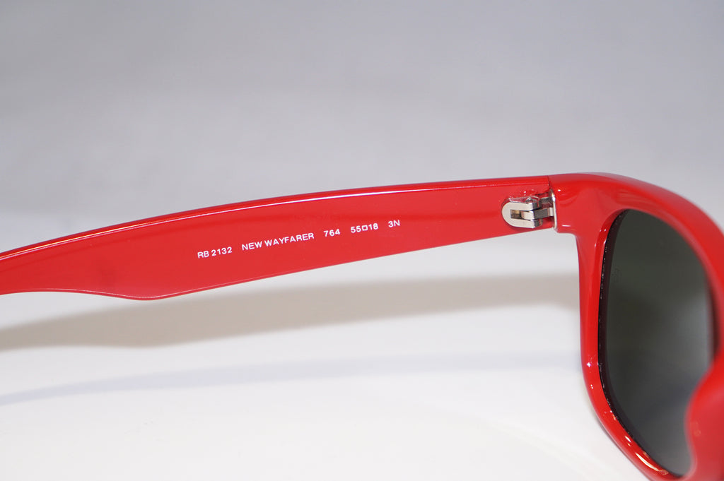 RAY-BAN Mens Unisex Designer Sunglasses Red New Wayfarer RB 2132 764 15670