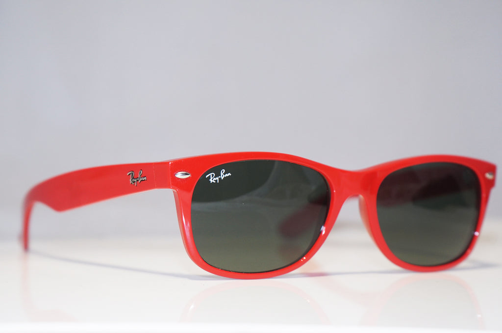 RAY-BAN Mens Unisex Designer Sunglasses Red New Wayfarer RB 2132 764 15670