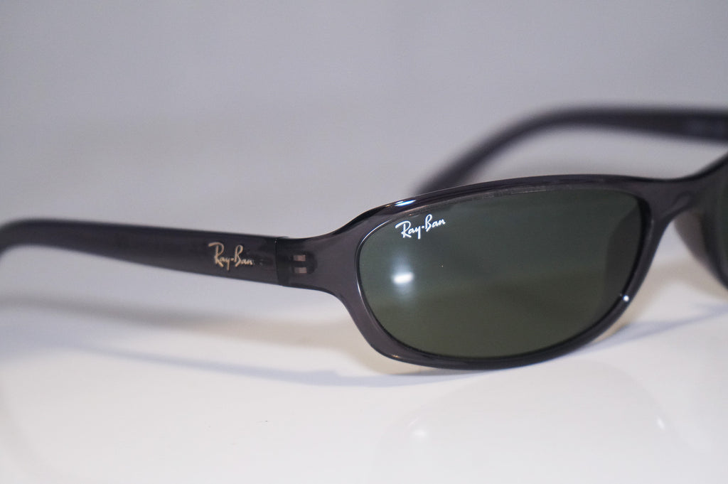 RAY-BAN Mens Designer Sunglasses Grey Rectangle RB 4076 606 15413