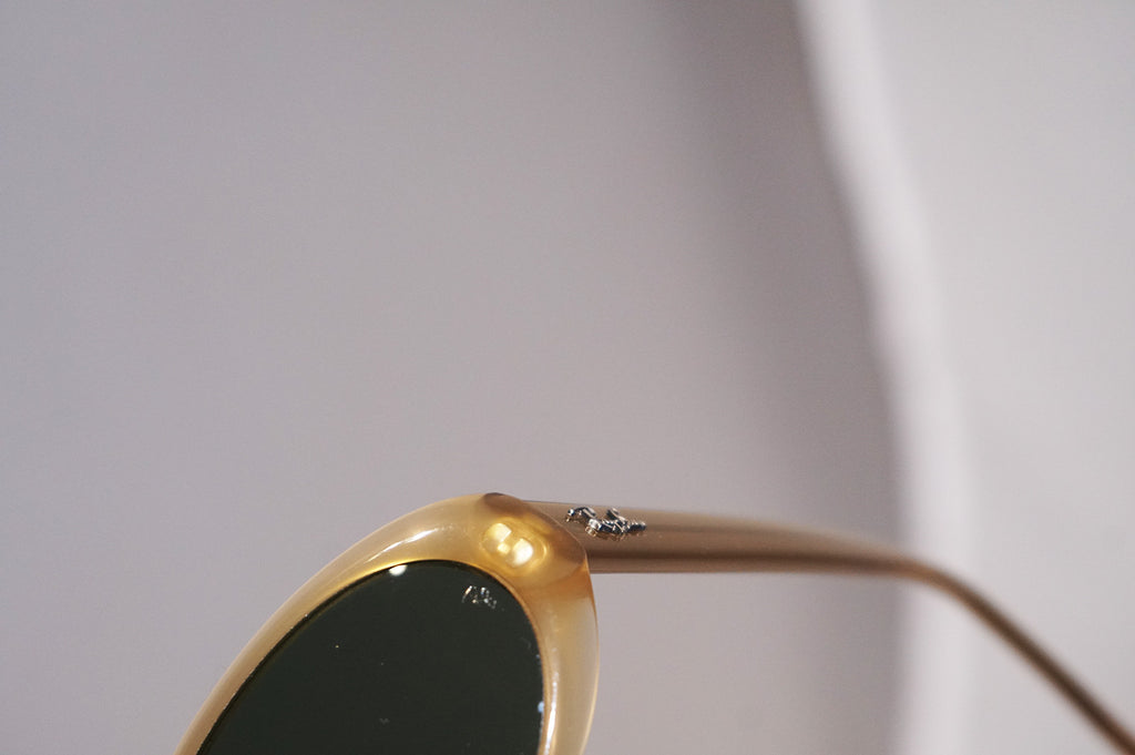 RAY-BAN 1990 Vintage Mens Designer Sunglasses Brown Rituals RB 2110 907 15548