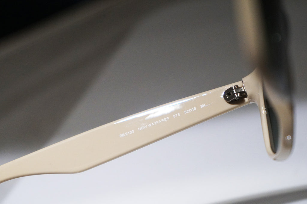 RAY-BAN Mens Unisex Designer Sunglasses Black New Wayfarer RB 2132 875 15448