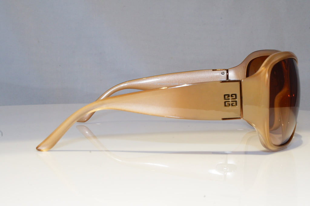 GIVENCHY Womens Oversized Designer Sunglasses Brown Butterfly SGV 696 07PF 20869
