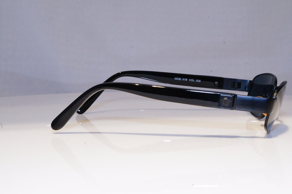 GIANNI VERSACE Mens Vintage 1990 Designer Sunglasses Black X19 28 20008 NOS