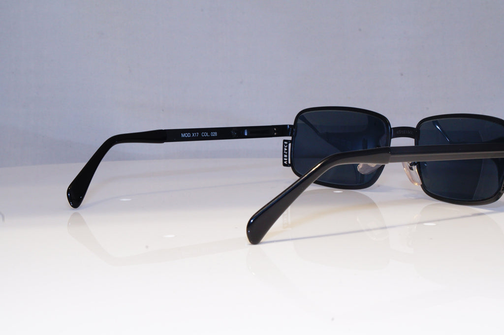 GIANNI VERSACE Mens Vintage 1990 Designer Sunglasses Black X17 28 20002 NOS