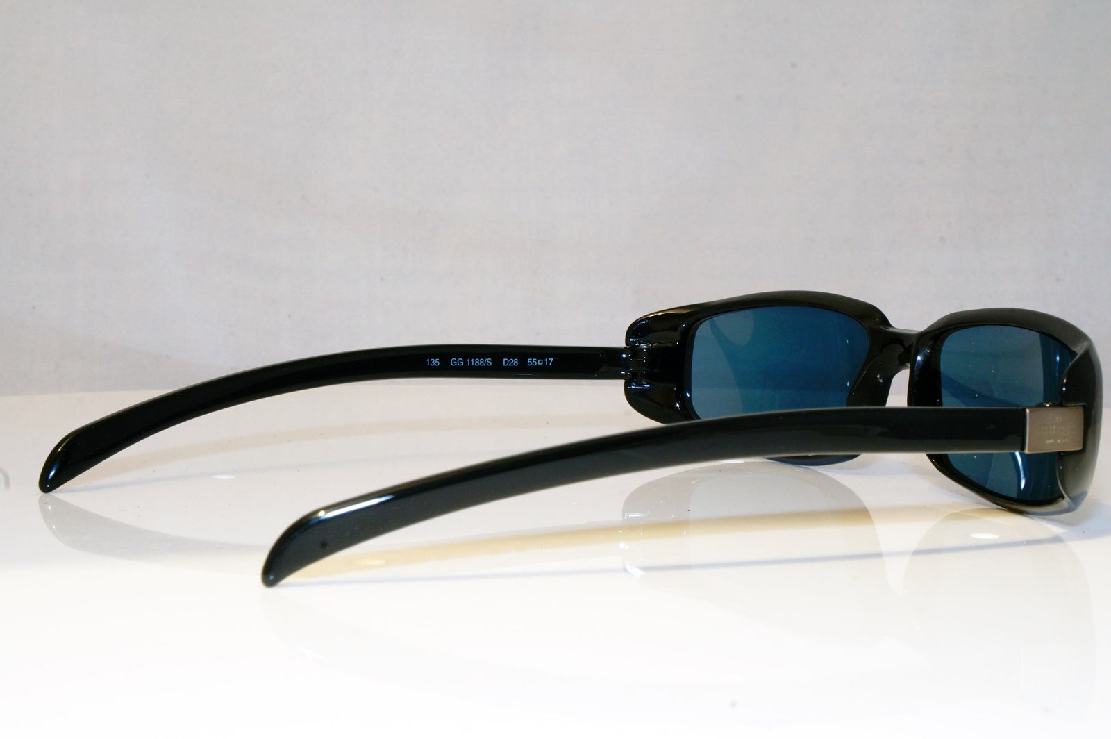 GUCCI Mens Vintage 1990 Designer Sunglasses Black Rectangle GG 