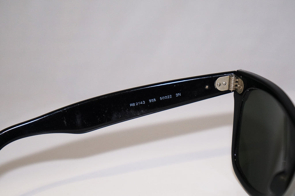 RAY-BAN Mens Designer Sunglasses White Wayfarer II RB 2143 956 16583