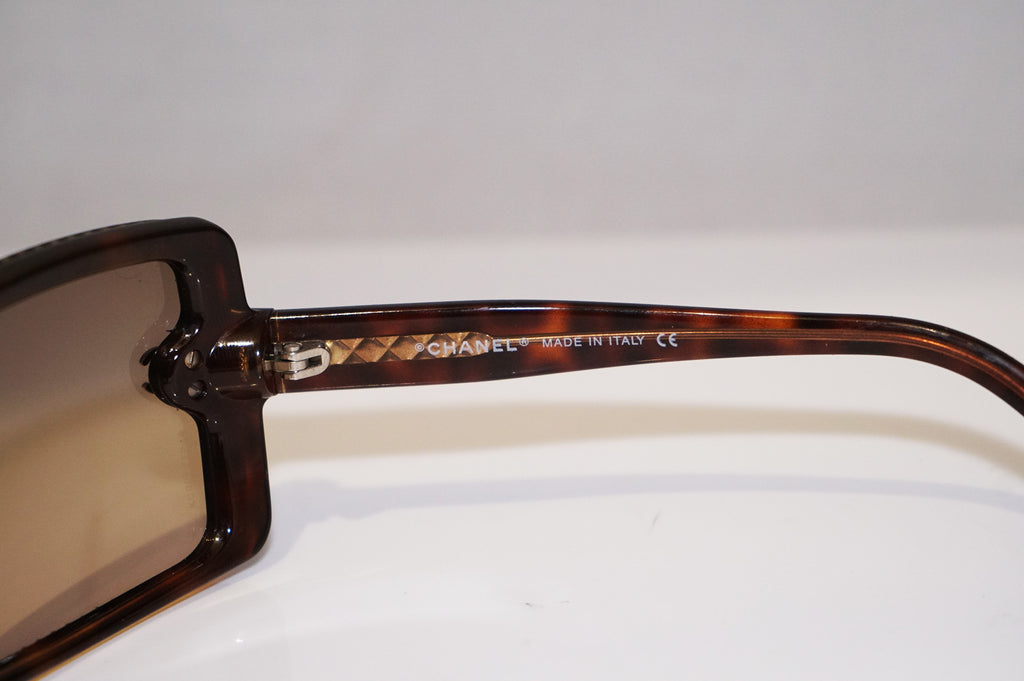 CHANEL Boxed Vintage Womens Designer Crystal Sunglasses Brown 5065 C714 13 14560