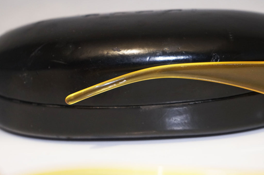 GUCCI 1990 Vintage Mens Designer Sunglasses Yellow Wrap GG 1809 667 13719