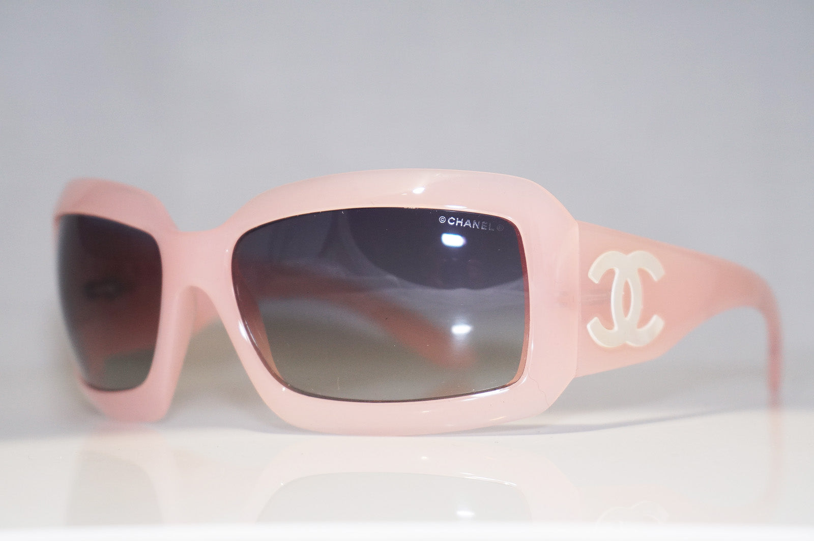 CHANEL Boxed Womens Mother of Pearl Sunglasses Pink Wrap 5076 C571 11 –  SunglassBlog