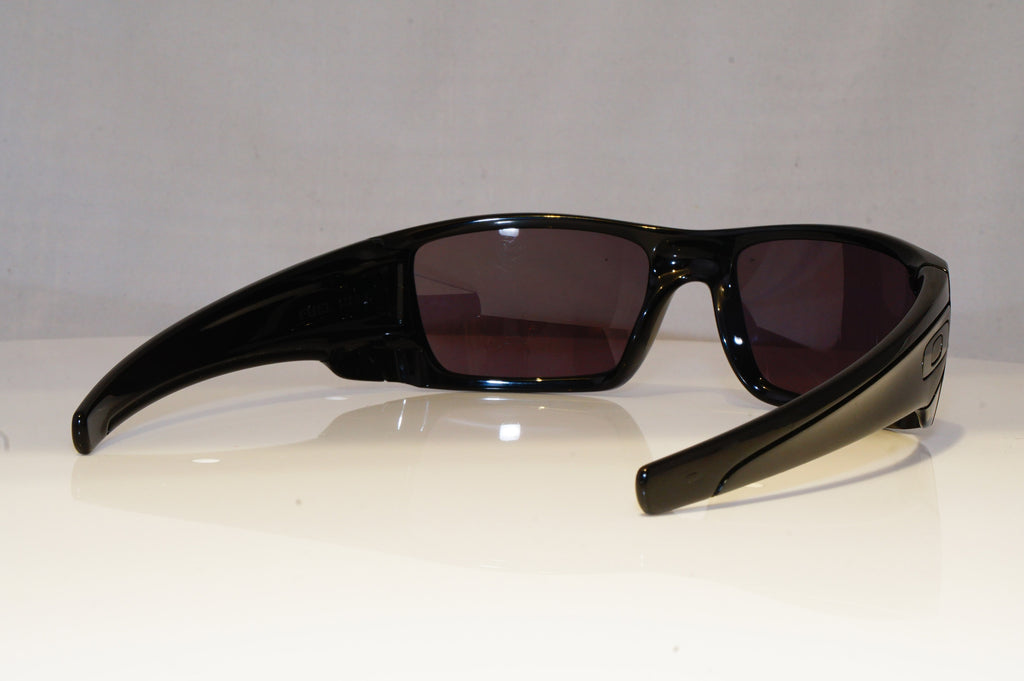 OAKLEY Mens Designer Sunglasses Black Wrap FUEL CELL OO9096 01 14494