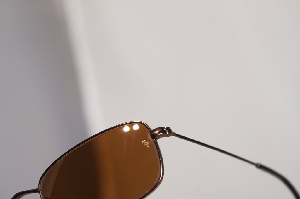 RAY-BAN Vintage Mens Designer Sunglasses Brown Rectangle RB 3133 012 15738
