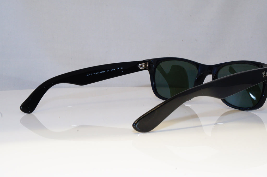 RAY-BAN Mens Designer Sunglasses Black NEW WAYFARER RB 2132 901 20385