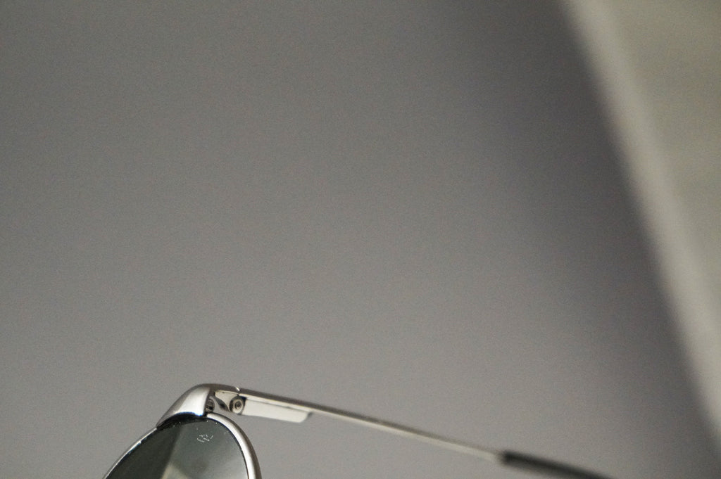 RAY-BAN 1990 Vintage Mens Designer Sunglasses Silver Oval W2839 OSAW 14803