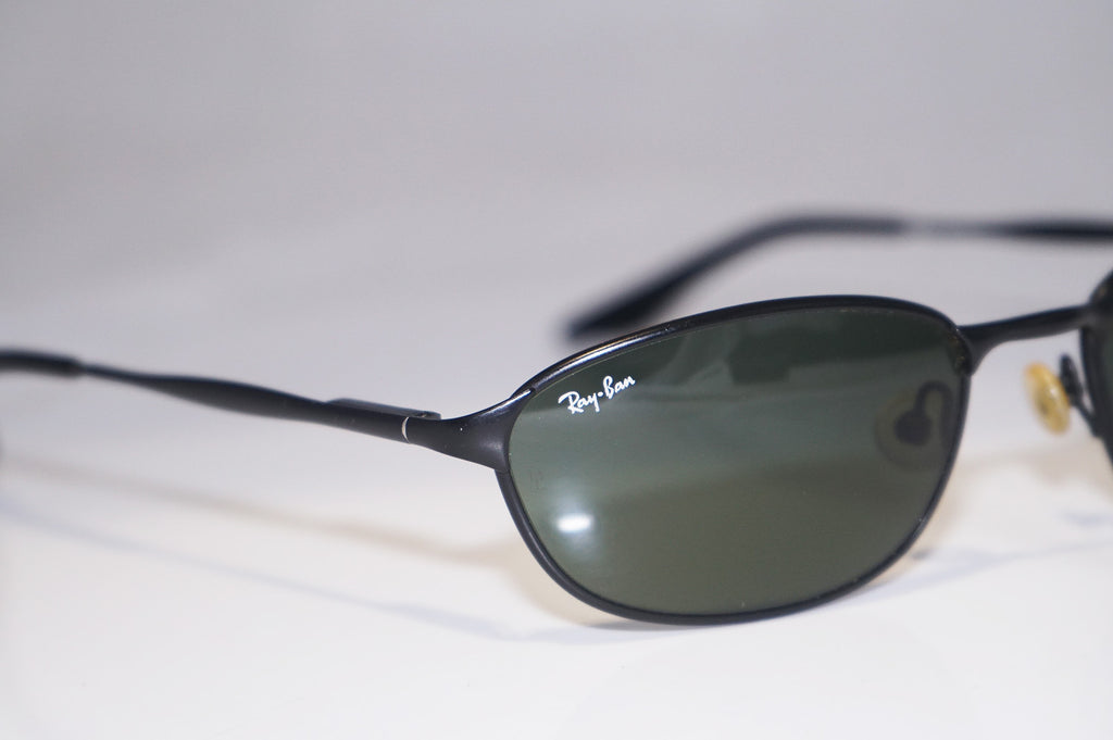 RAY-BAN 1990 Vintage Mens Designer Sunglasses Black Oval W2963 PTAW 14806