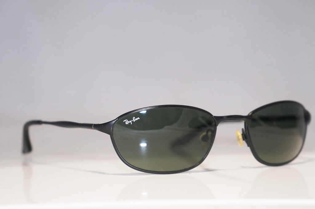 RAY-BAN 1990 Vintage Mens Designer Sunglasses Black Oval W2963 PTAW 14806