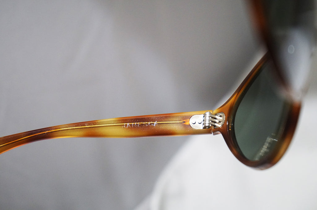 RAY-BAN 1990 Vintage Womens Designer Sunglasses Brown Oval JANESCA 1 14929