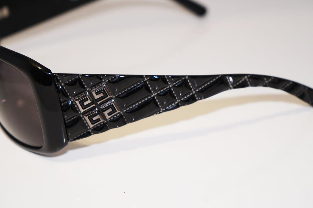 GIVENCHY Womens Designer Sunglasses Black Square SGV 653 COL 0700 16202
