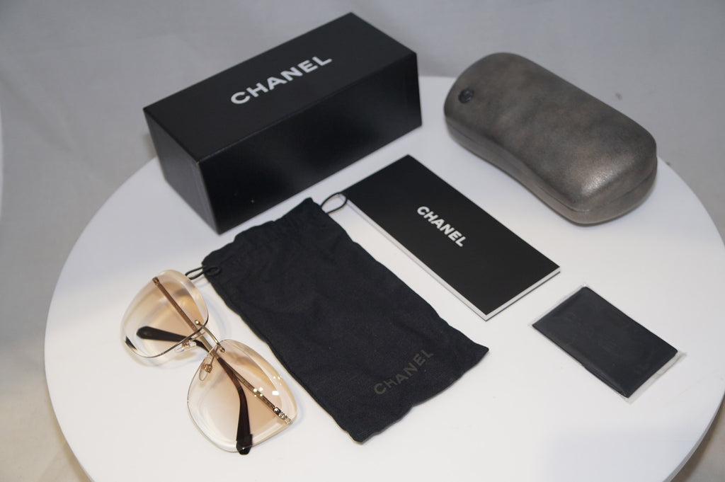 CHANEL Womens Boxed Designer Sunglasses Gold Square 4221 395/3B 21330