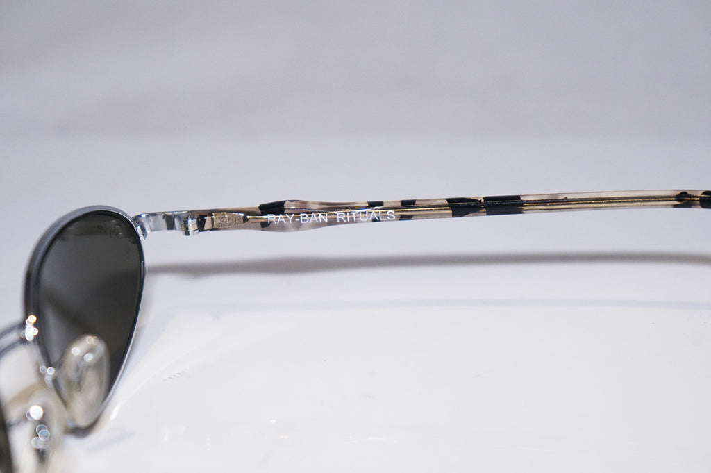 RAY-BAN 1990 Vintage Mens Designer Sunglasses Brown Rectangle W2550 Slv 15417