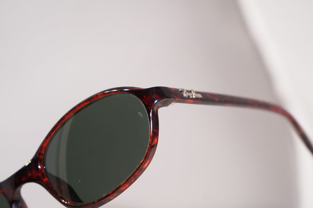 RAY-BAN 1990 Vintage Mens Designer Sunglasses Brown Oval W2838 BRN 15569